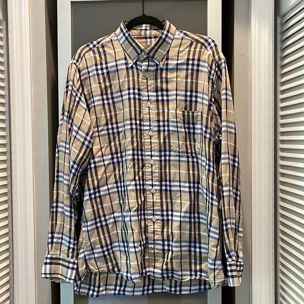 Men’s Burberry button up